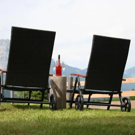 In Pruggern Mit Terrasse Und Garten By Interhome 度假居 *