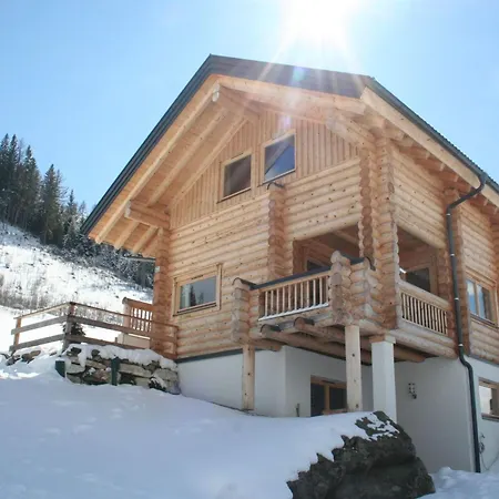 In Pruggern Mit Terrasse Und Garten By Interhome * 普鲁格恩