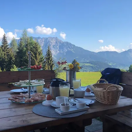 In Mit Terrasse Und Garten By Interhome Pruggern